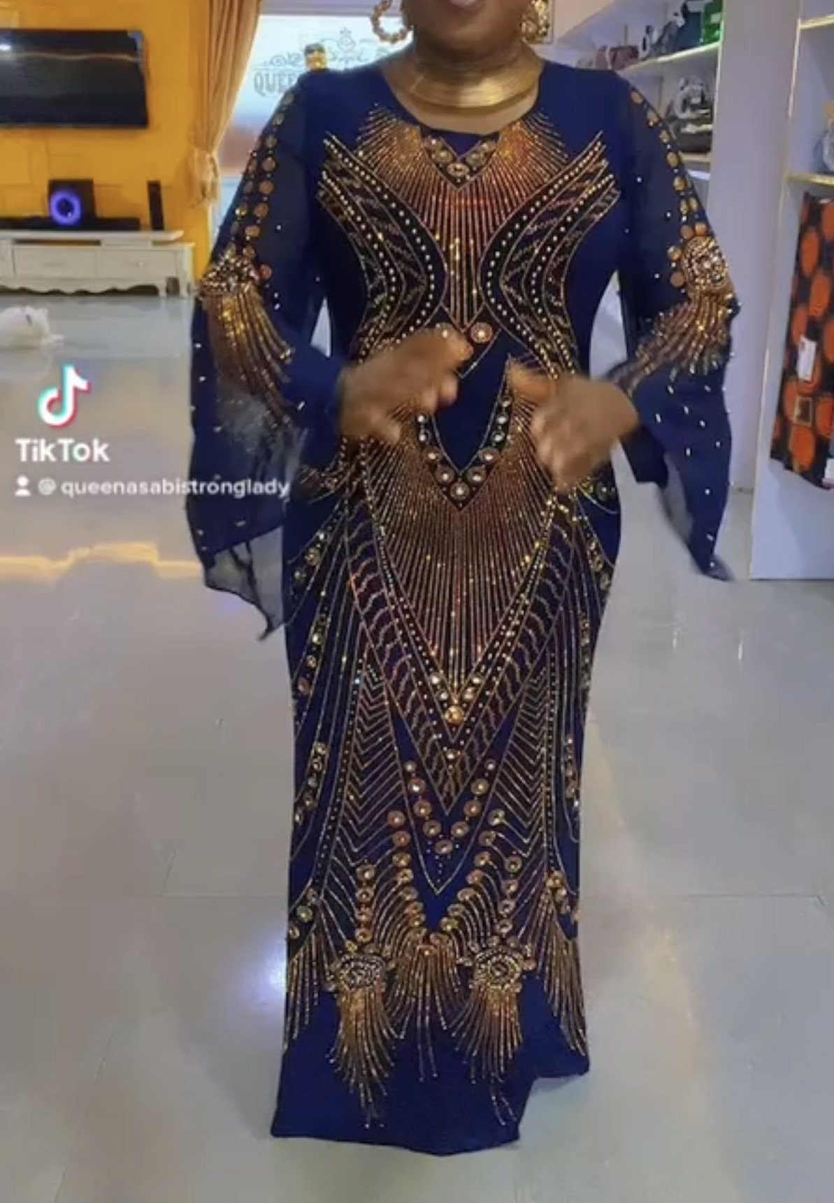 Callin care gorgeous dress