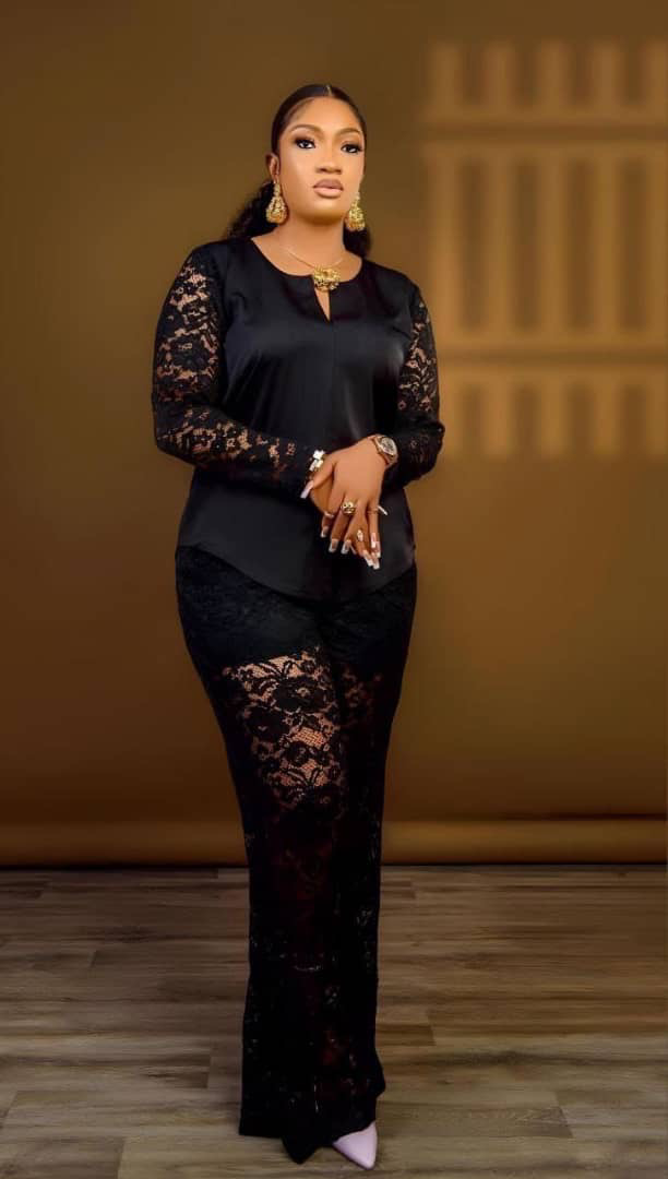 GetGraceGift lace co ord