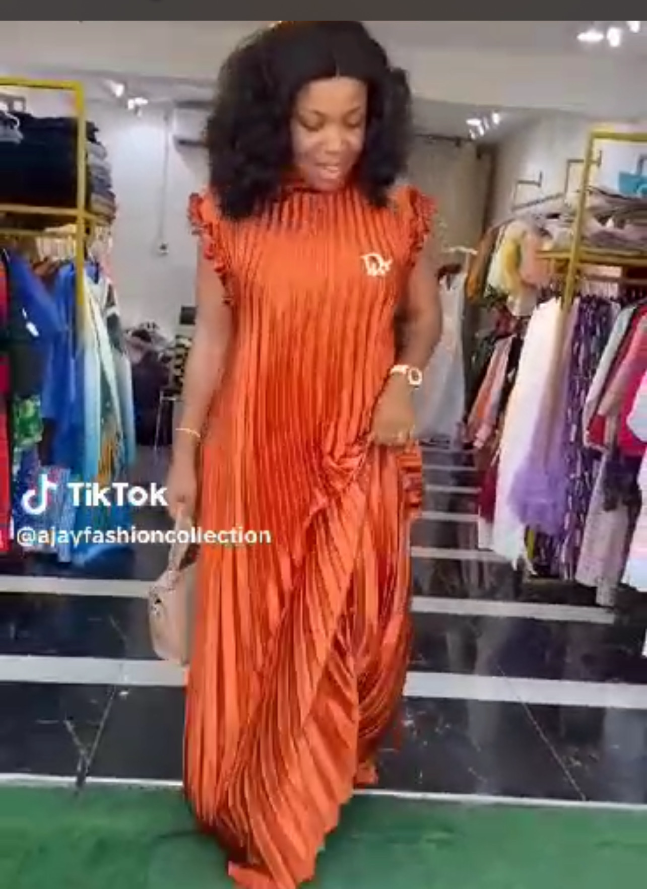 Classy Lady Simple Dress